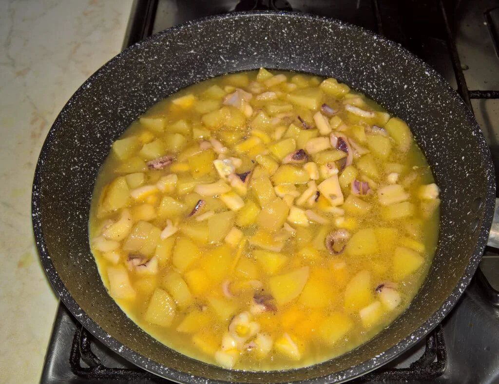 Frittata di calamari e patate